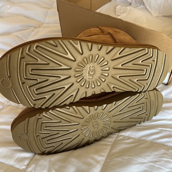 UGG Classic Mini II Boot in Chestnut - Picture 11 of 11